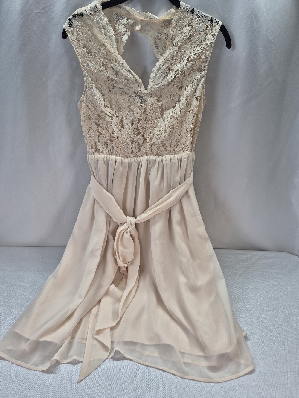 Tevolio Dress Women's 6 Cream  Lace Halter Top Layered Sheer Mid Bustier Formal